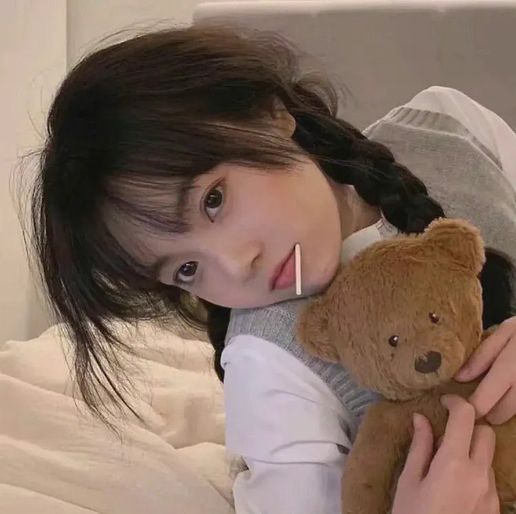 君有云